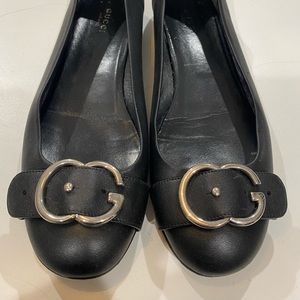 Black Gucci shoes 391/2